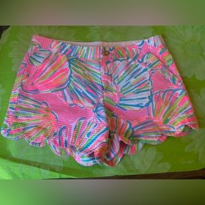 Lilly Pulitzer buttercup shorts